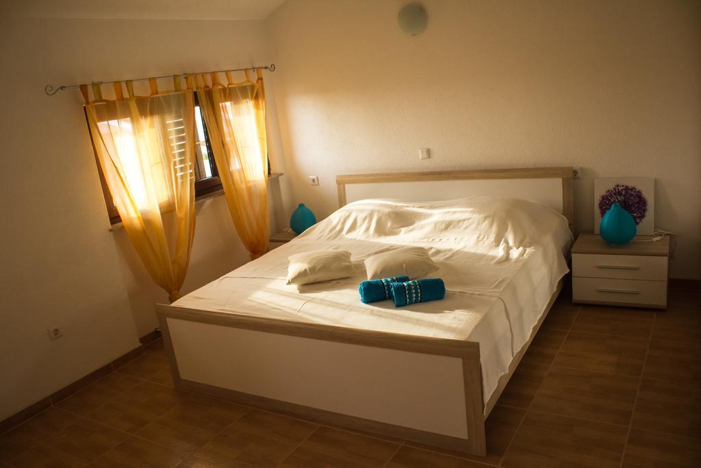 Vasto Apartments Kastela Room photo